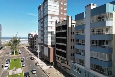 Image de 1 Block from the beach - Direct reservations - Ig @pabloreidoimovel