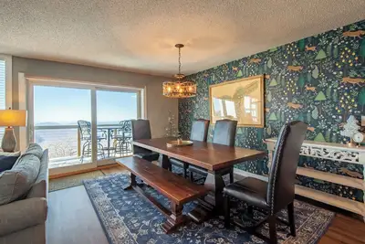 Image de Ski Chalet at Wintergreen Resort with Amazing Views!