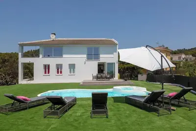 Image de Chillout House, Sea & Mountain view with heated pool 29 c