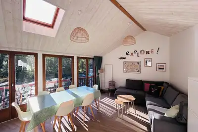 Image de Maison de village avec une vue imprenable sur la rivière à 20 min des pistes!