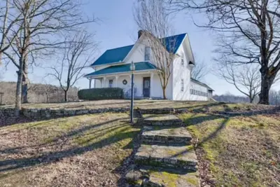 Image de Bluff Springs Farmhouse