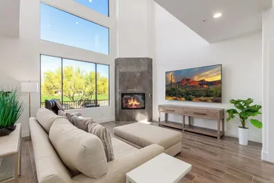 Image de Modern Troon North Townhouse Overlooking the 9th Fairway – Perfect for Golfers