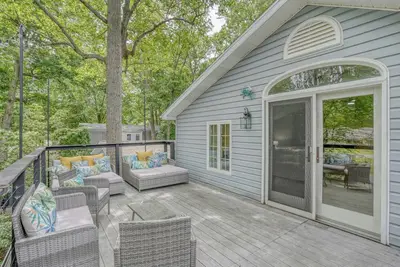 Image de BeachBird Bungalow - Loft/Deck/Sleeps 10! - Minutes to Rehoboth & Lewes Beach
