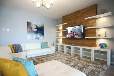 Image de Pool Villa, Game Room, Theater, 20 Minutes to Disney, Great Pool Heat