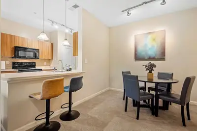 Image de 1-bedroom Lawrenceville Retreat apt near mall, stadium, and Georgia attractions
