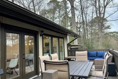 Image de 2024 Renovated Brookhaven Oasis