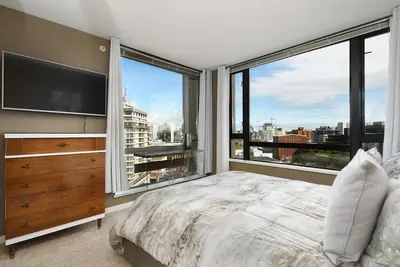 Image de Executive style accommodations in the heart of downtown Victoria