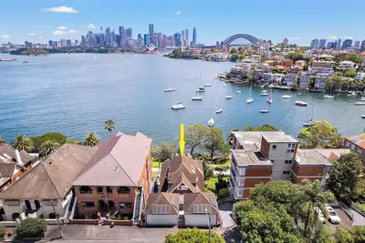 Image de Harbourfront Haven –4br Retreat with Stunning Views of Sydney’s Iconic Landmarks