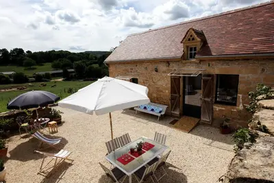 Image de Gîte charmant à Groléjac avec parking, WiFi et jardin clos