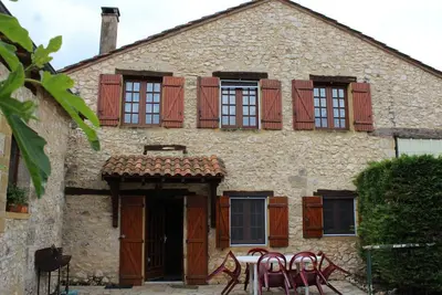 Image de Gîte périgourdin avec piscine partagée, cheminée et animaux admis près de Bergerac