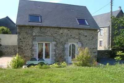 Image de Charmante maison en pierre proche mer avec jardin et Bbq