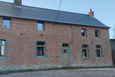 Image de Gîte Authentique avec Terrasse et Parc dans le Parc Naturel Avesnois