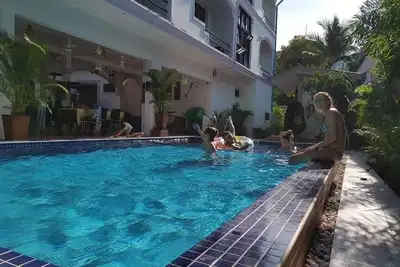 Image de Smiley's Guesthouse : Triple Room- Fan\n