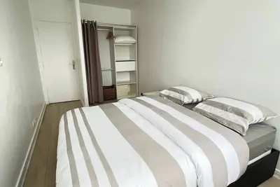 Image de Bright and Spacious Flat in Montreuil – Great Amenities!