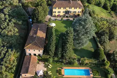 Image de Villa Paradiso, stunning Xvii century villa on the hills at 7 kms east of Lucca