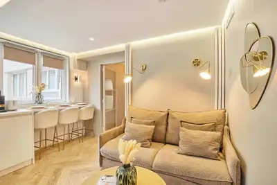 Superbe Appartement Champs de Mars / Tour Eiffel