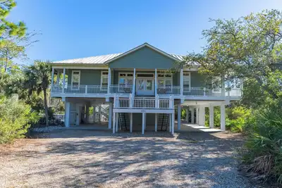 Image de Back on the Rental Market! Dog-Friendly, 4br/4ba w/ Pool!