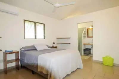 Quintas Calalas-4bd\/4ba Short Walk to Beach & Surf