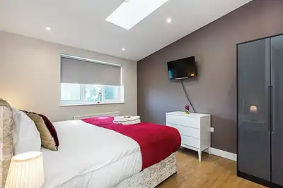 Image de Cosy Two Bed 2. 5 Bath House (En-Suite)