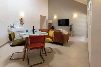 Image de Apt: 2 - Cozy 2 Br /Apartment with Family-Friendly Pool\n\n