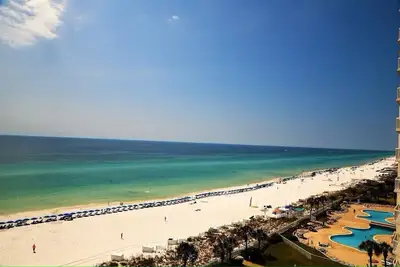 Image de Beachfront penthouse 3br sleeps 8 panoramic views Destin!