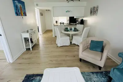 Image de Charming 2-bedroom condo freshly renovated in wonderful Tampa Usf