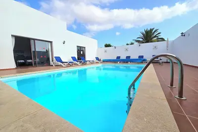 Image de Casa Georgiana 4 bedroomed villa with private pool in central Playa Blanca