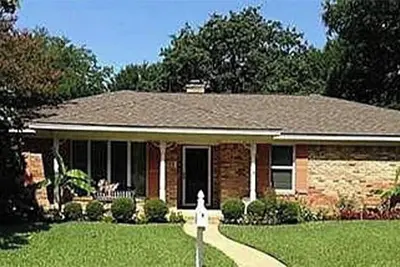 Image de Near Entertainment District, Hot Spots - Recently Updated 3-Bedroom Home