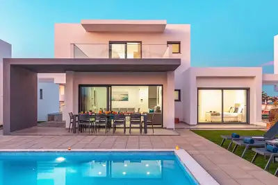 Image de Albufeira: Heatable Pool, Games & Bbq