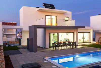 Image de Albufeira: Heatable Pool, Games & Bbq