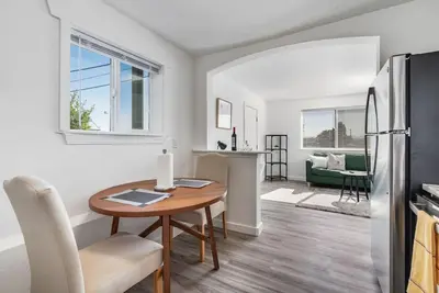Image de New Remodeled 1br/1ba in Dt Tacoma - 1