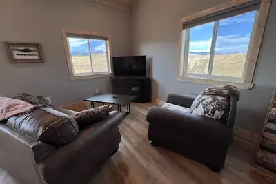 Image de Charming cabin in the Tobacco Root foothills