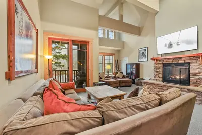 Image de New! Grandeur at Elevation – 3 Bedroom Loft