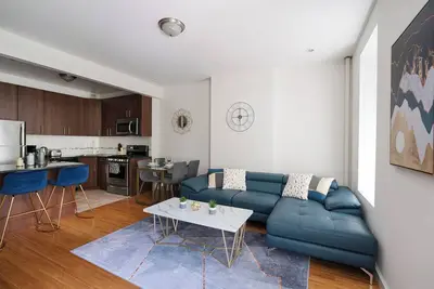 Image de Lovely and Stylish 3 Bedroom unit in the Uws #6163