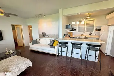 Lovely 2-bedroom house with ocean views. Centrally located in beautiful Vieques