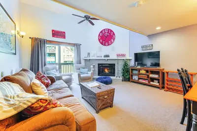 Image de Walk to Mt Snow: Cozy West Dover Condo