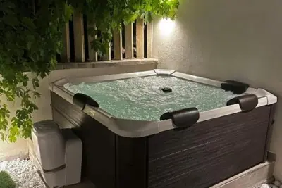 Image de Luxury Apartment Collection Sea Suite - Private Jacuzzi
