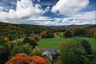 Image de Tranquil Spacious Home | Tall Grass Meadow Retreat