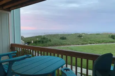 Image de Beach Lovers, Oceanview, Cute 1 Br, 2 full Ba condo in Surf City sleeps 5