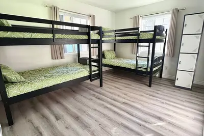 Image de Entire Space: Sofi Lax Clippers Stay -9 Beds - Stylish 2 Bedroom near everything