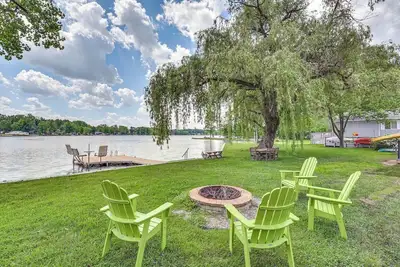 Image de Home w\/ Hot Tub & Dock on Lake