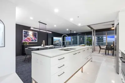 Image de Q Tower - 3 Bed 2 Bath - Hinterland view - Deluxe - Q1 - 3 Bedroom 2 Bathroom - Hinterland view - Deluxe