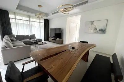 Image de Big Villa for rent Damac hills