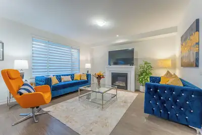 Image de Luxury & Spacious 4br ~ Stoney Creek ~ Hamilton