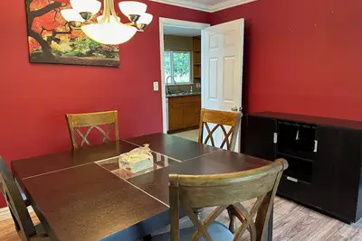 Image de Enjoyable House with WiFi on Mercer Island