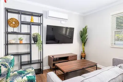 Image de Sojourn 2 Br Luxury Beach Side Suite Surf Suite