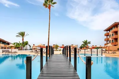 Image de The Paradise, Beautiful Swimming Pool, Parking