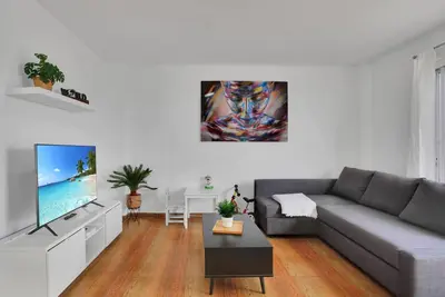 Image de MonteMarAdeje new 2 bedroom apartment city Center