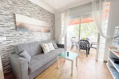 Image de Happy Days, Central, Terrace, Fast Internet, Pool