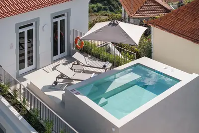 Image de Beautiful villa with rooftop pool CarmHim